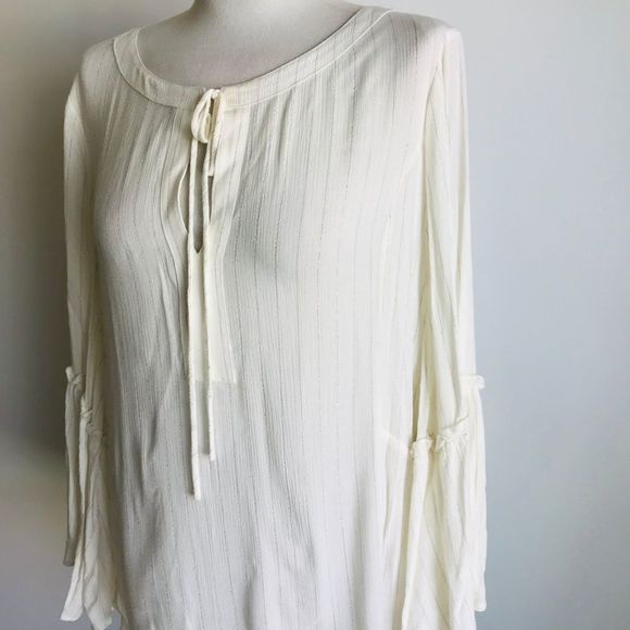 NWOT Ellen Tracy Stripe Cream Bell Sleeve Top Blouse Large - Picture 8 of 8